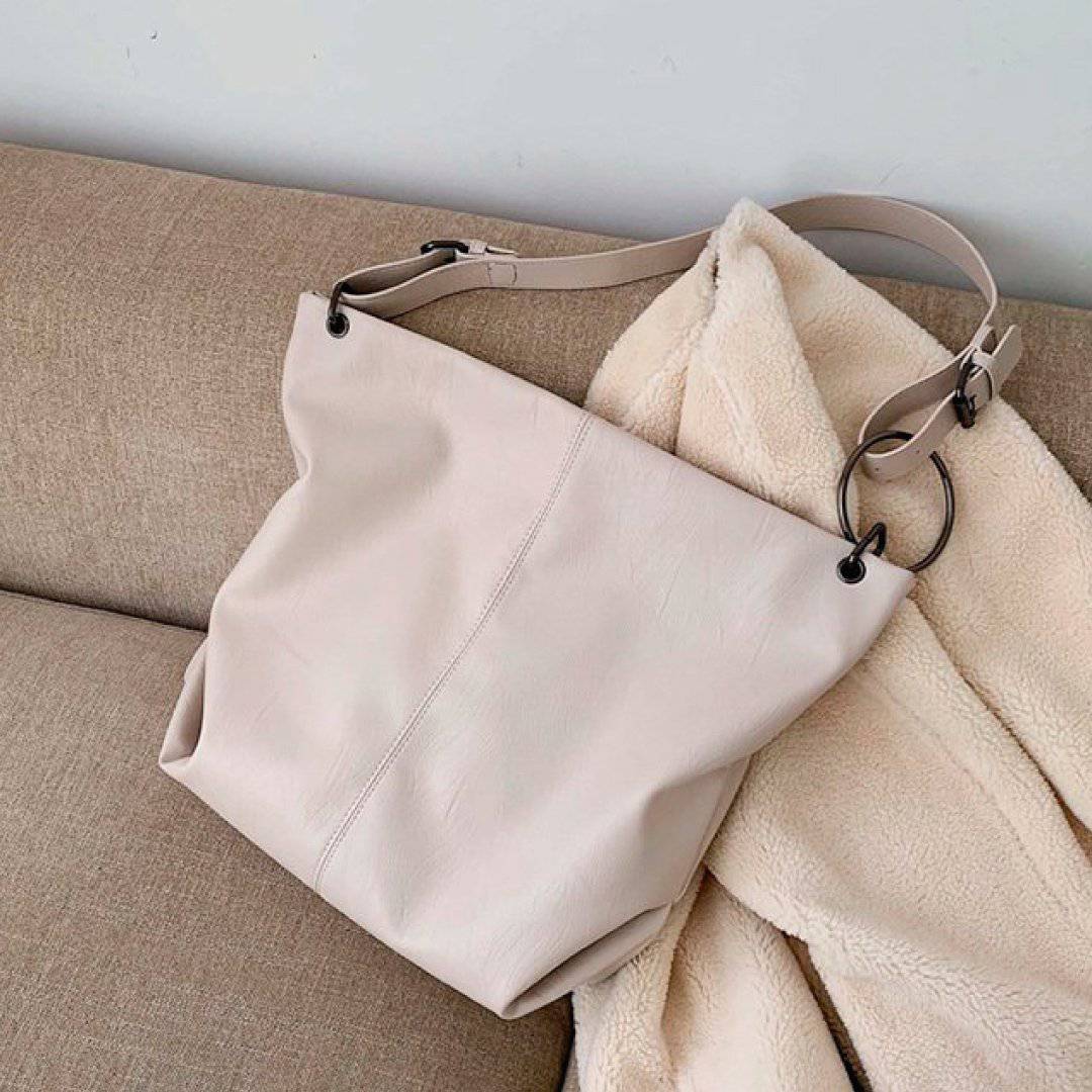 Nehwei Enterprise CeCe shoulder bag in soft leather with adjustable strap and stylish design, perfect for daily use.