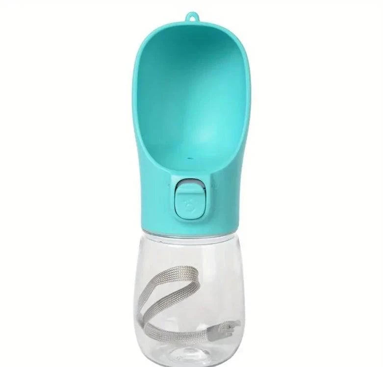 Portable Nehwei pet water bottle with food container, outdoor leak-proof water dispenser for dogs and cats, compact travel design