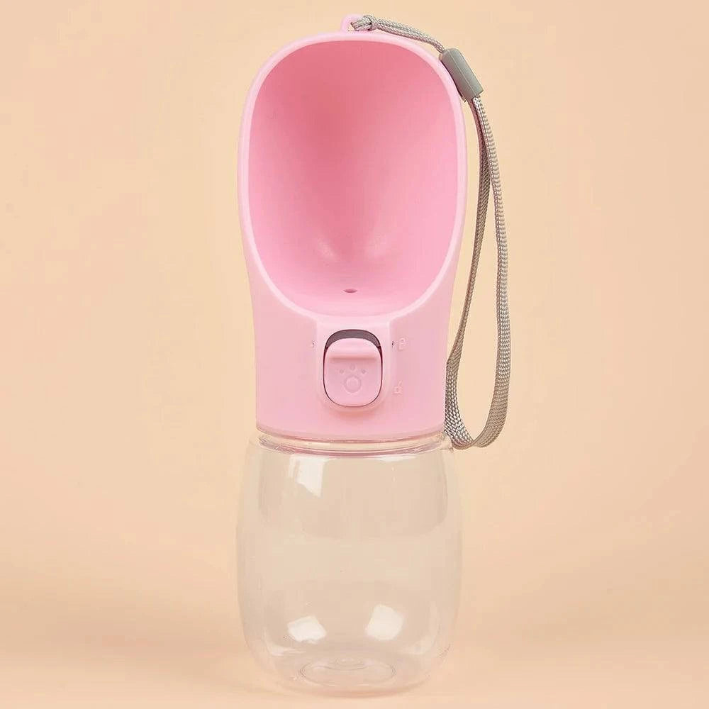 Portable dog water bottle for small and large dogs and cats, leak-proof design, ideal for outdoor travel and pet hydration.